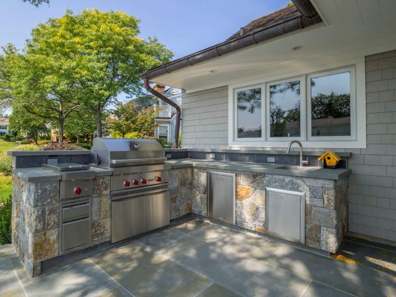 04-Stone-Veneer-Kitchen
