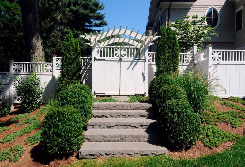 02-Bluestone-Slab-Steps